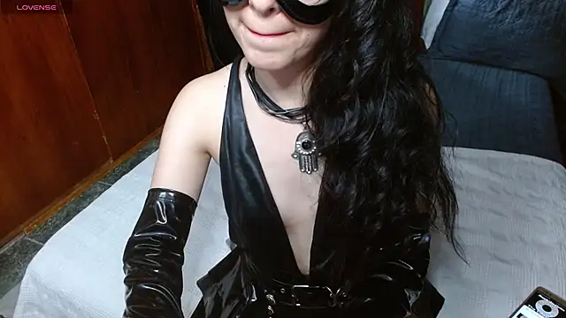 Persefonefire online show from April 29, 8:47 pm