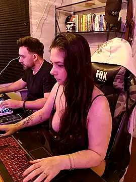 Hey-Hot online show from November 22, 5:54 am