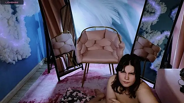 Ruyjin Choi online show from September 14, 3:10 pm