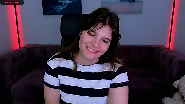 Ruyjin Choi online show from October 18, 10:51 am