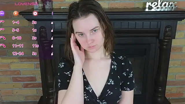 Ellie Sunset online show from March 31, 9:09 am