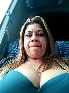 Laura-Hernandez online show from October 10, 4:34 pm