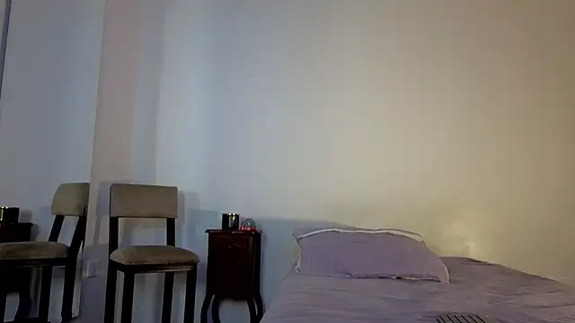 Leah Evans3 online show from December 15, 11:10 pm