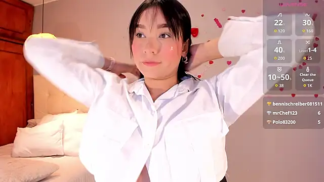 Maia W10 online show from March 25, 12:19 pm