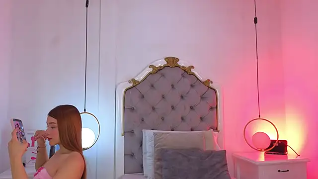  ambar Adamss online show from October 8, 10:30 am