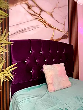 angel natural online show from November 3, 8:13 pm