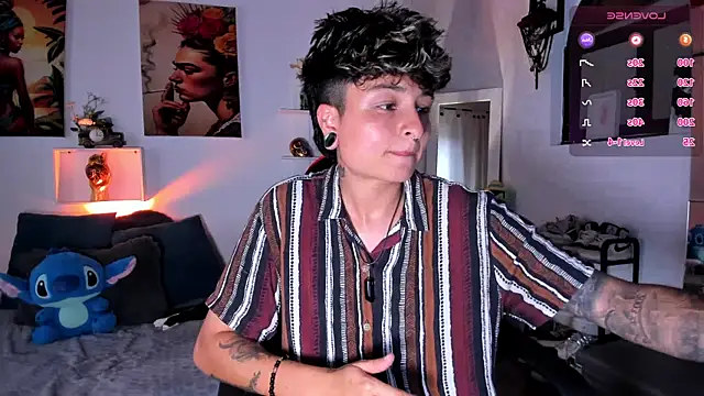 ZuryRamirez  online show from December 4, 9:04 pm