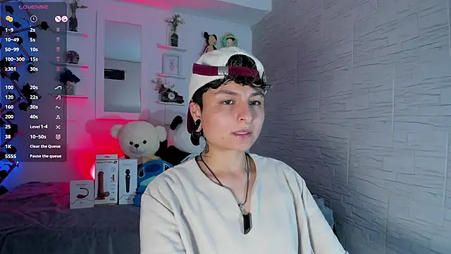 ZuryRamirez  online show from October 5, 9:09 pm