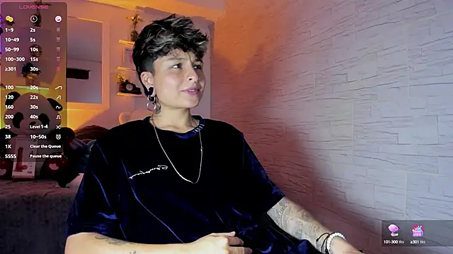 ZuryRamirez  online show from September 21, 8:40 pm