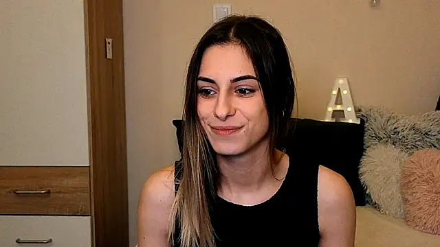 Hidden Gem  online show from November 27, 5:49 pm