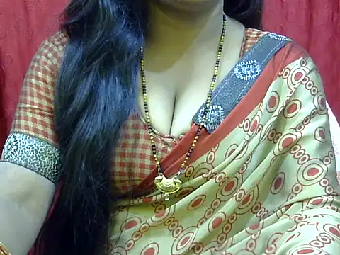 HOT-SEEMAA online show from November 15, 7:31 am