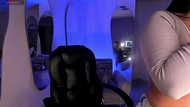 GabriellaLee online show from October 1, 2:49 am