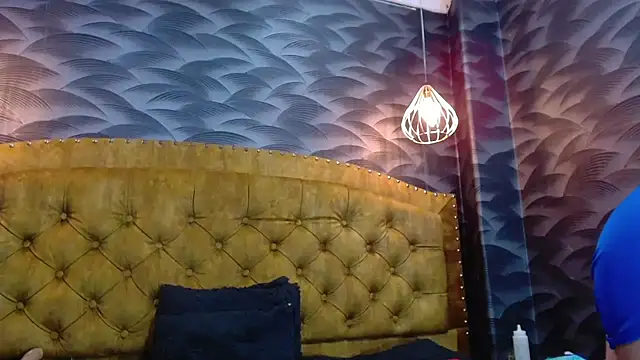 NahomiFireSex online show from November 18, 4:46 am