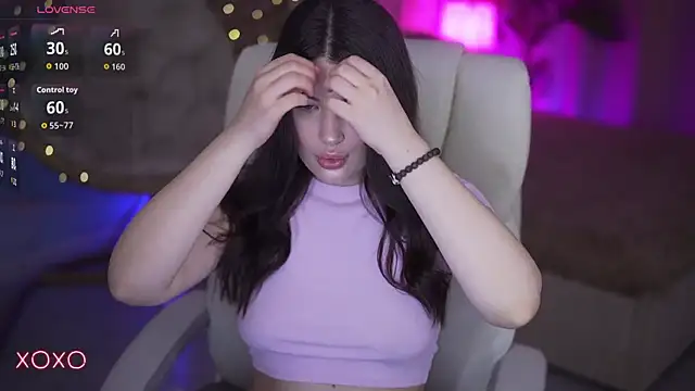 YourLolaBunny online show from March 25, 8:23 pm