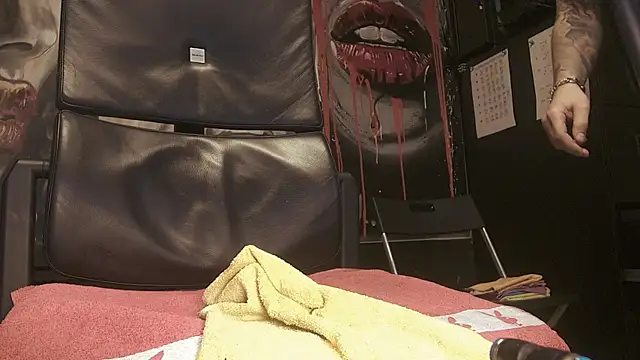 dani4334 online show from November 18, 8:21 pm