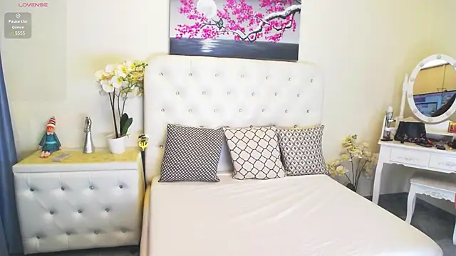 Ysabell01 online show from April 17, 4:25 am