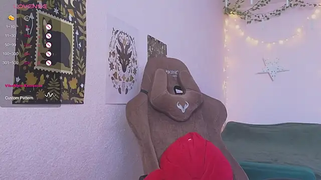 Fluffy muffin  online show from April 10, 10:10 am