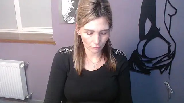  sexy lady online show from February 17, 1:43 pm