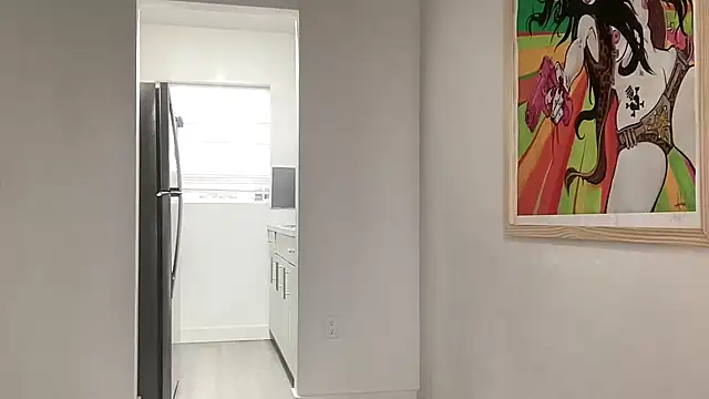 miamiworld online show from January 6, 8:23 pm