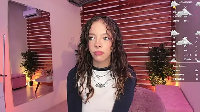 Sapphire Venuss online show from September 16, 2:52 am