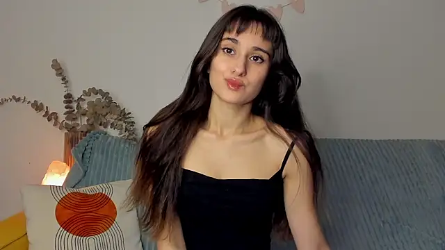 Snapshot of erika_hoiree chatting on October 26, 5:03 am erika hoiree online show from October 26, 5:03 am