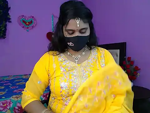 Hot Maleka online show from March 23, 4:35 pm