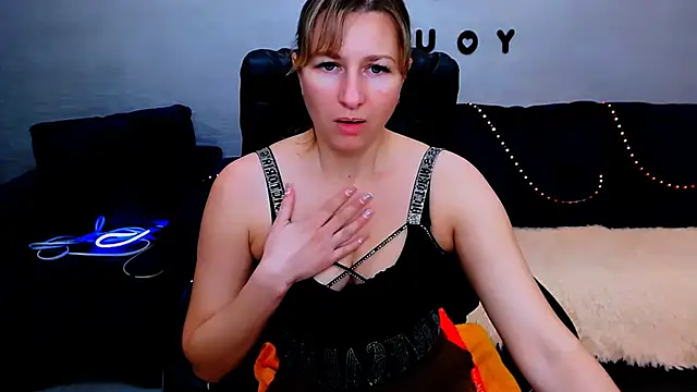 Incredible Ariela online show from September 28, 3:50 pm