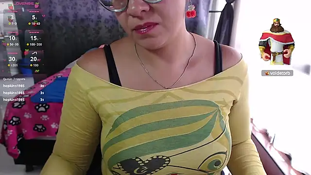 Snapshot of miia-big1boobs_ chatting on September 16, 8:39 pm miia-big1boobs  online show from September 16, 8:39 pm