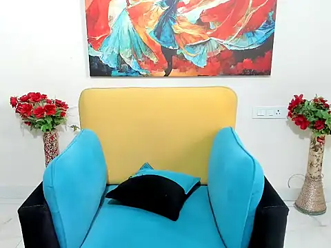 evaaelfiee online show from March 31, 8:58 am