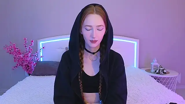 MichaDenver online show from October 19, 11:18 pm