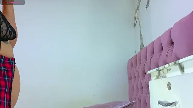 Gaby Vegaa online show from November 3, 5:44 am