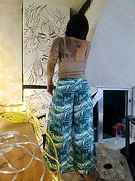 LorenRosse online show from December 21, 12:37 am