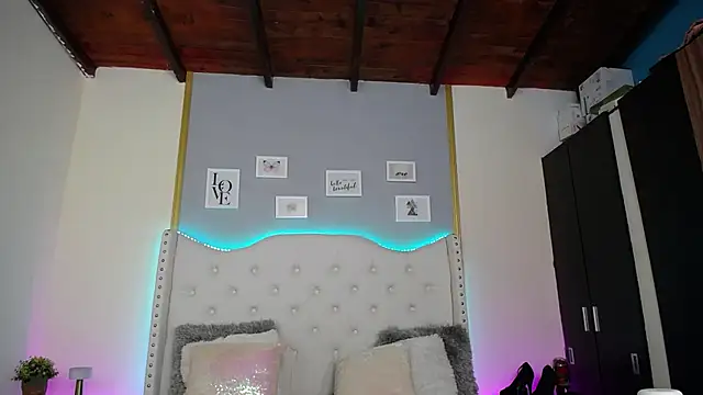 dante ferraraa online show from November 10, 8:59 pm