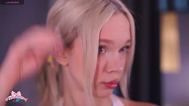  AlinaBailey online show from March 9, 8:50 am