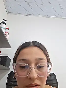 Ary-18 online show from February 2, 1:43 pm