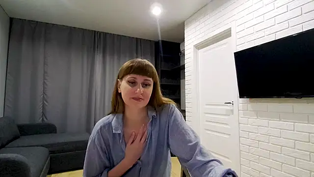 Daniella Lorente online show from May 15, 11:07 pm