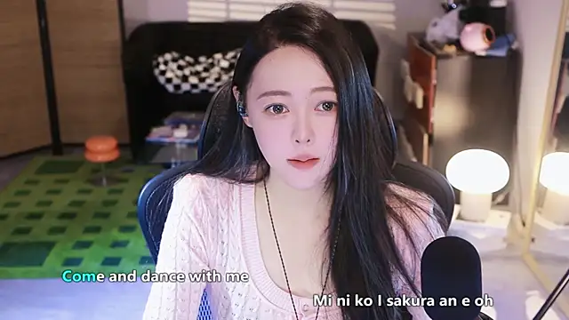 Snapshot of Roseonly_ chatting on October 23, 5:46 am Roseonly online show from October 23, 5:46 am