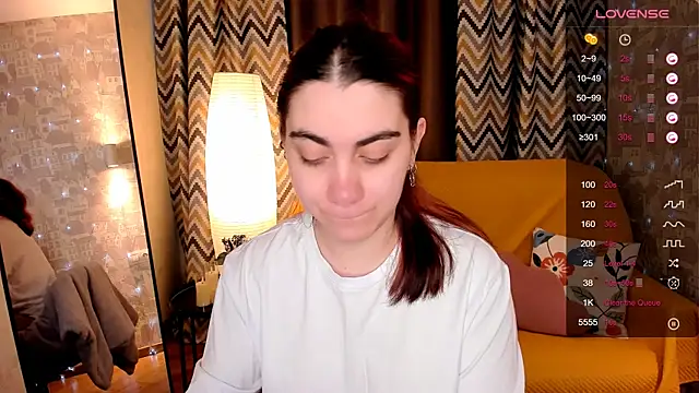 hannacheekss  online show from April 2, 2:09 am