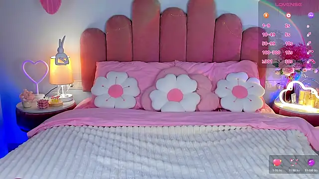 GiaCale online show from November 26, 1:34 pm