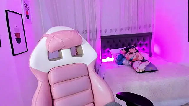 yenny garcia online show from February 21, 7:14 pm