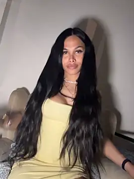 charris stefannia online show from April 29, 8:25 pm