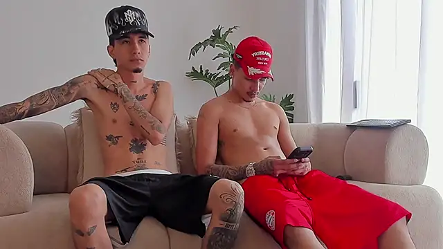 Ian and Noah online show from June 1, 7:37 pm