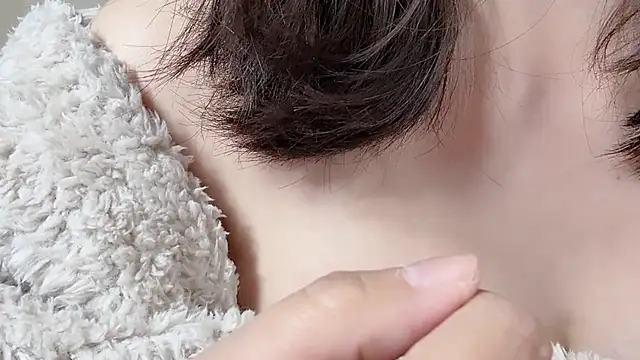 Lucky-susuBB online show from November 24, 6:37 am