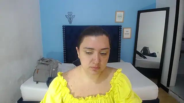 kinky redhead18 online show from October 21, 1:37 pm