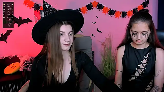 Snapshot of pure_radiance1 chatting on October 24, 9:05 am pure radiance1 online show from October 24, 9:05 am