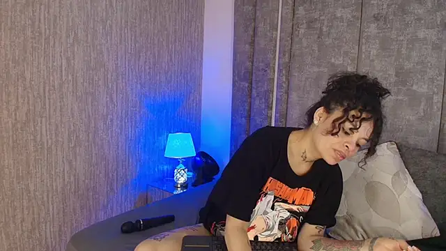 KatherineGomez online show from March 21, 3:00 am