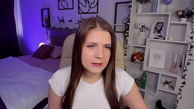 BellaSweetHeart online show from June 16, 2:40 pm