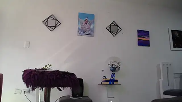 vixenxqueens online show from November 9, 7:54 pm