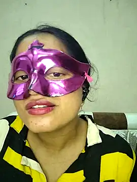 big tits-queen online show from October 31, 6:04 am