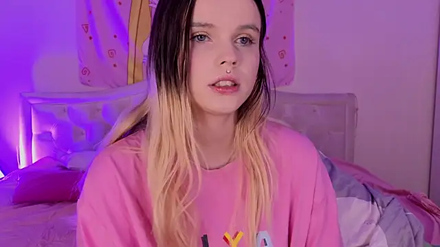 HanaMitsuri online show from October 10, 2:05 am